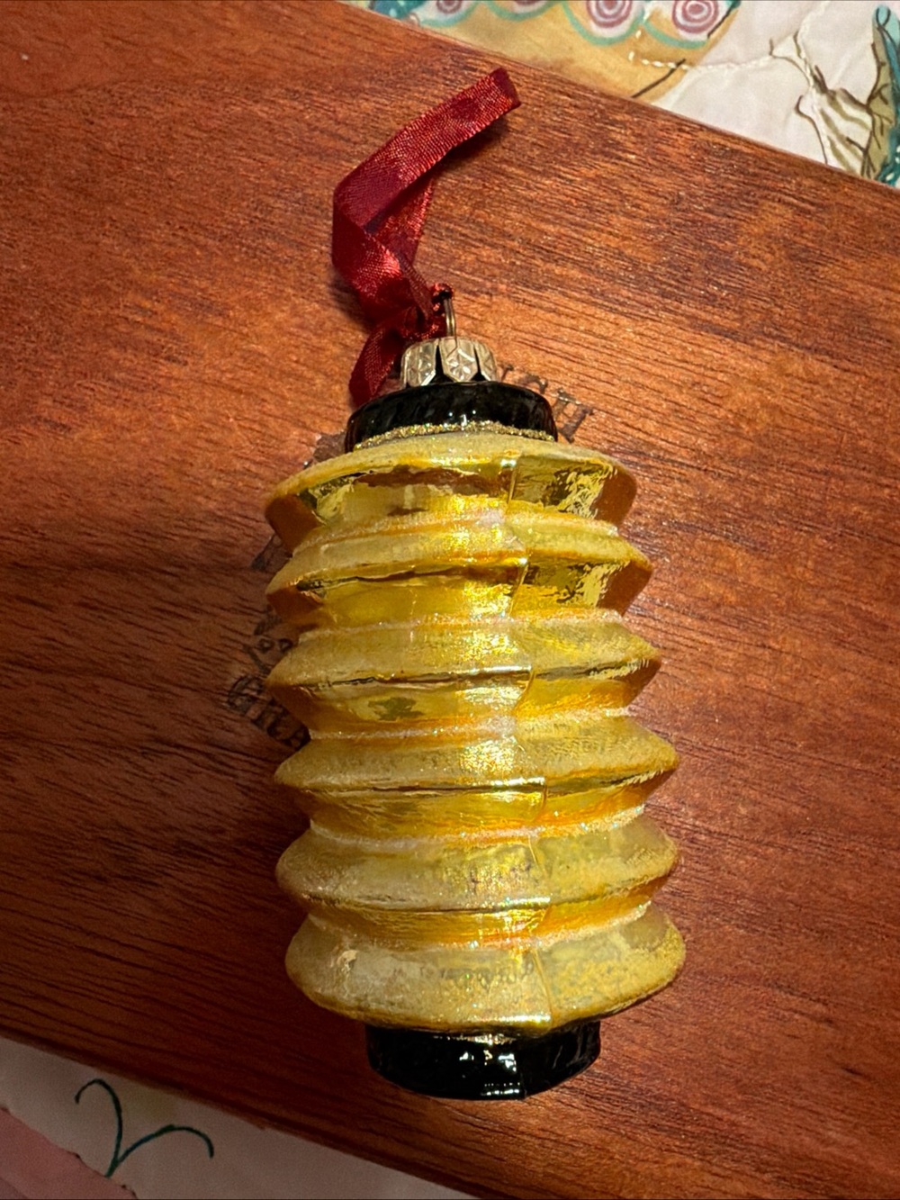 Spode Asian Inspired Lantern Ornament